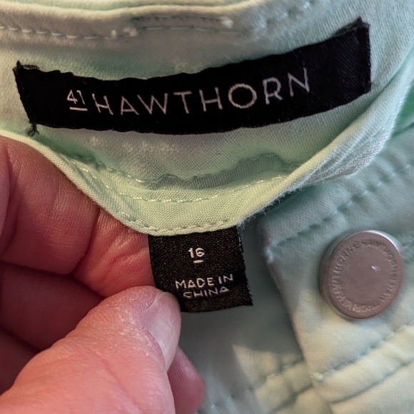 Mid Rise Skinny Cuffed Pant - Picture 4 of 6